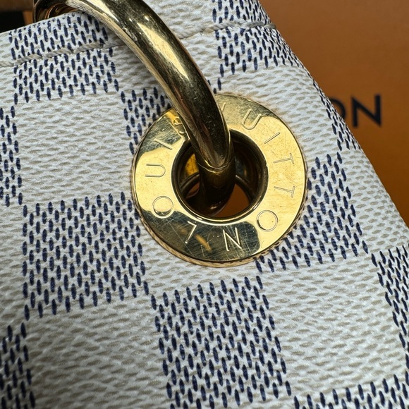 AUTHENTIC Louis Vuitton Damier Azure Artsy GM - Picture 7 of 16